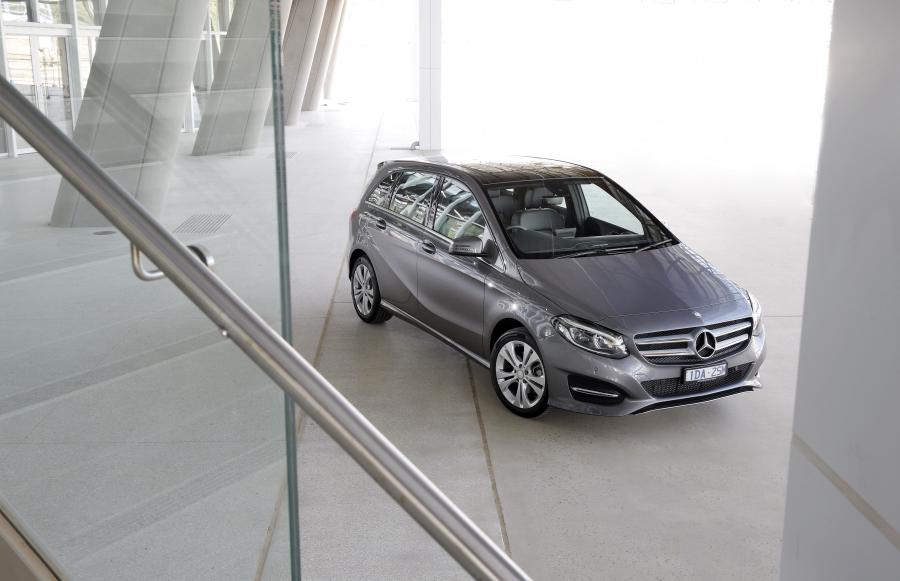  Mercedes-Benz B200 Urban Line 2015 года  (AU) (фото 27 из 28)